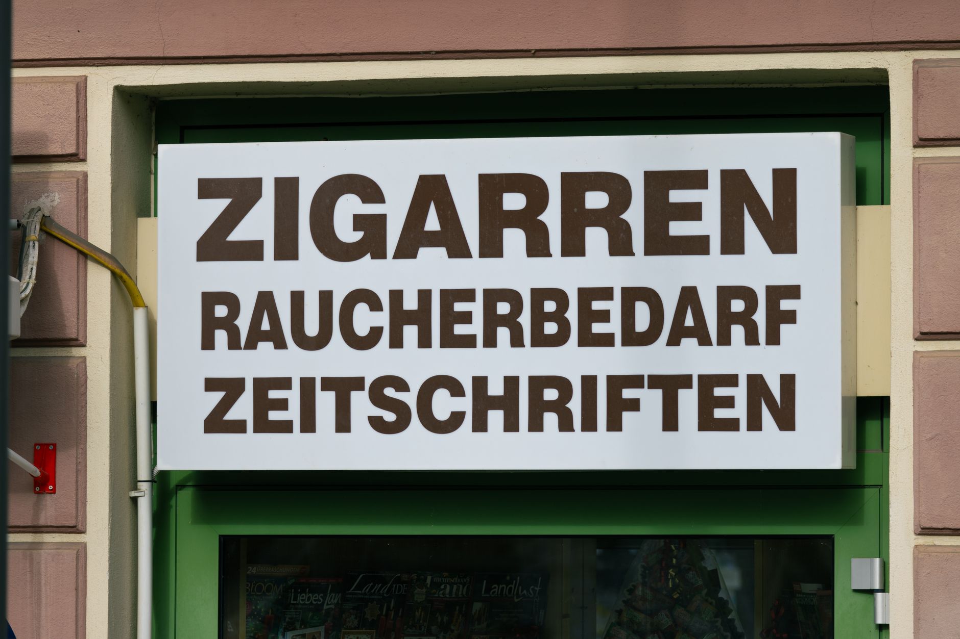 Entrümpelung und Abtransport in Entrümpelungsfirmen in Mürzzuschlag: Kontakt, Leistungen und Route