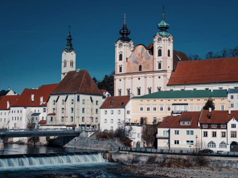 Entrümpelung In Steyr (Stadt) (Bezirk): Räumungsservice und Kontakt