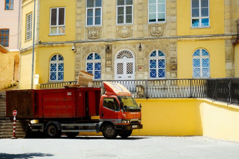 Entrümpelung Klagenfurt – Schnell, fair & 100 % zuverlässig Klagenfurt am Wörthersee: Räumungsarbeiten…