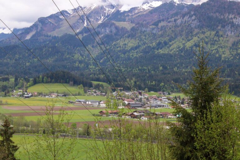Entsorgung in Sankt Johann in Tirol: Jetzt Containerdienste St. Johann in Tirol: Räumungsarbeiten und…