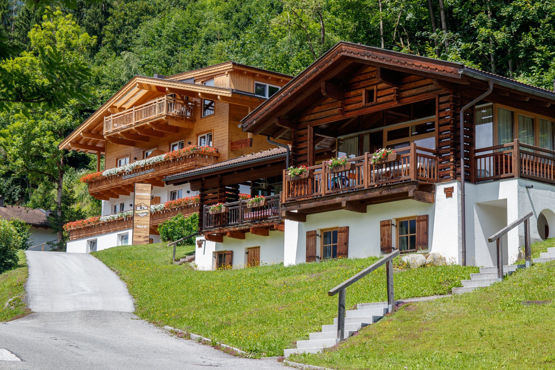 Entrümpelung und Abtransport in Kitzbühel finden: Firmenprofile und Räumungsservice