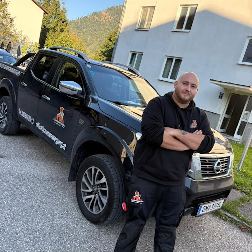Raumbewegung in Traun
