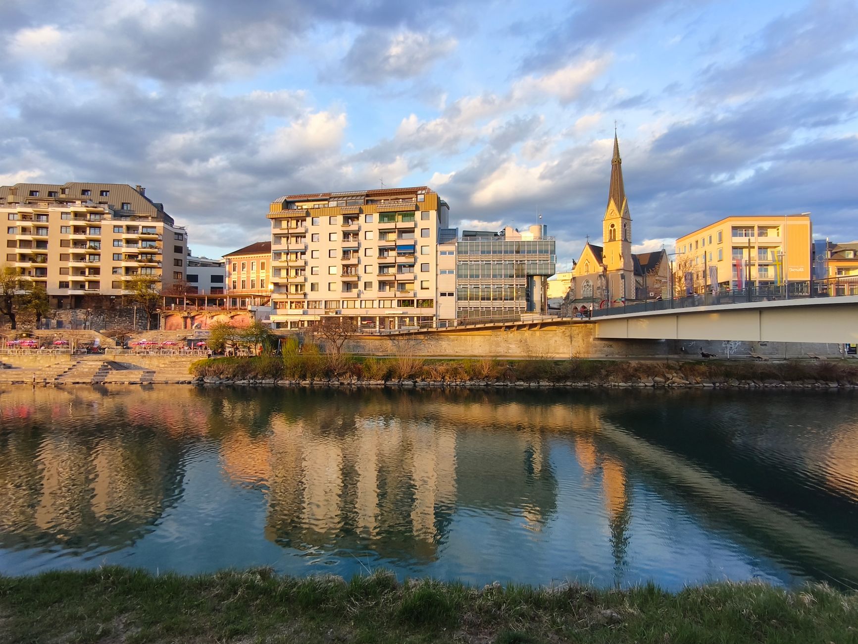 Kellerräumung und Räumungsservice in Räumungsfirmen in Villach finden und direkt kontaktieren